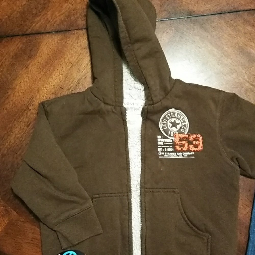 Boys brown hoodie lined.  Very warm